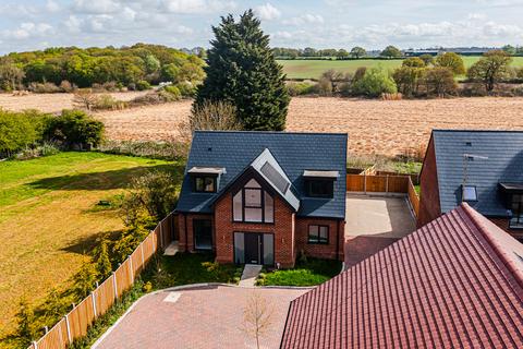 North Drive, Brentwood, CM13 4 bed detached house for sale