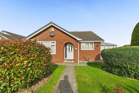 The Links, Featherstone 3 bed detached bungalow for sale