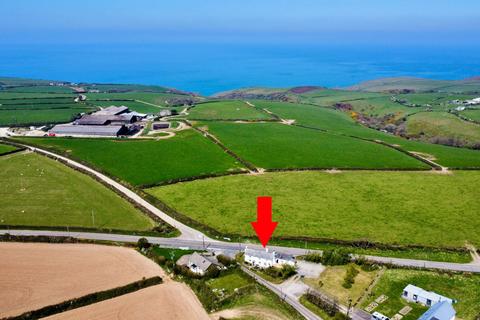 Nr St Teath, PL30 3 bed detached house for sale