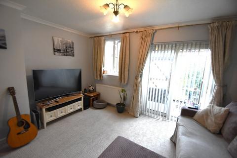 West Street, Hampshire PO9 2 bed terraced house for sale