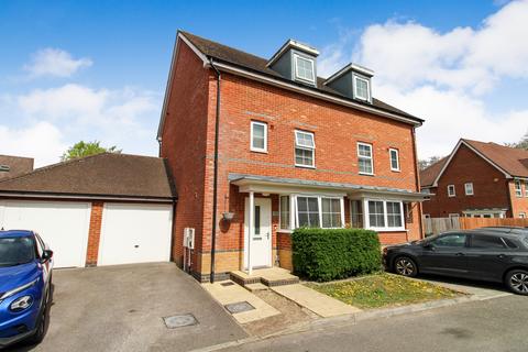 Witney Road, Crawley, West Sussex.... 4 bed semi