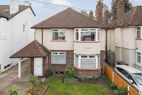 Richmond,  London,  TW7 2 bed maisonette for sale