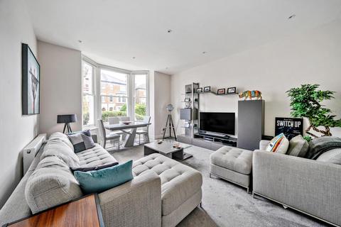 Fordwych Road, West Hampstead... 1 bed flat for sale