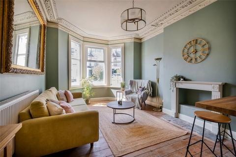 Bournevale Road, London SW16 3 bed apartment for sale