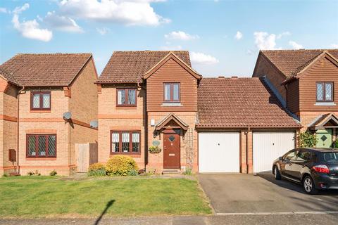 Peverel Drive, Bearsted, Maidstone 3 bed link detached house for sale