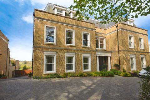 Chilbolton Avenue, Winchester 3 bed apartment for sale