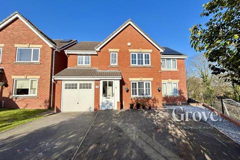 Cavalier Drive, Halesowen 5 bed detached house for sale