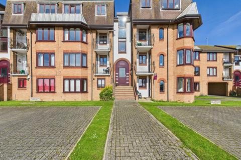 Alexandra Court, Bridlington 2 bed flat for sale