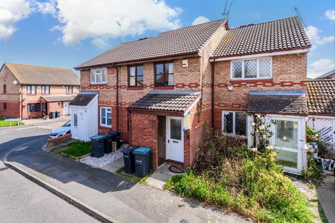 Farley Road, Gravesend, Kent 1 bed maisonette for sale
