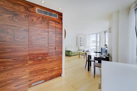 Ontario Tower, Canary Wharf, London, E14 1 bed flat for sale