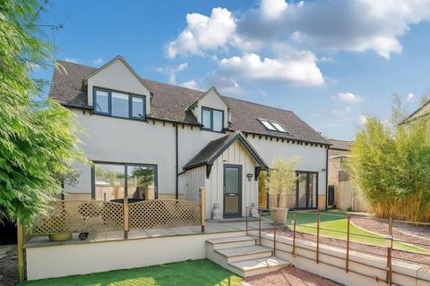 Enstone,  Oxfordshire,  OX7 3 bed detached house for sale