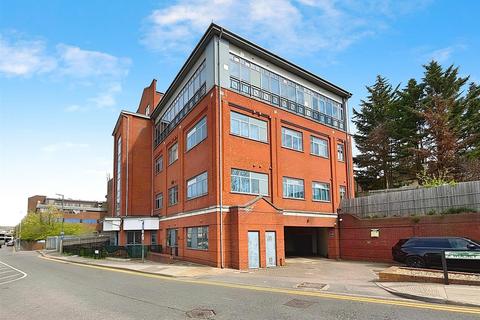 Wolsey Road, Hemel Hempstead HP2 1 bed flat for sale
