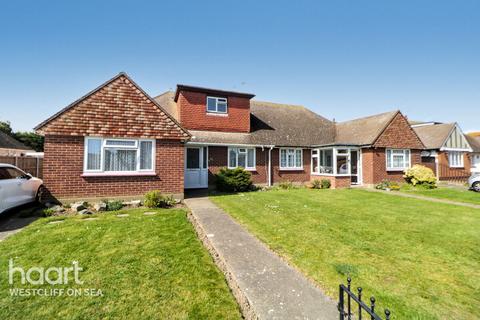 3 bedroom chalet for sale