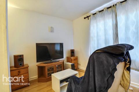 St Christophers Gardens, Thornton Heath 1 bed flat for sale