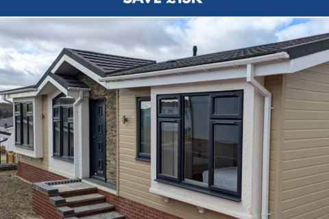 Bromyard Herefordshire 2 bed park home for sale