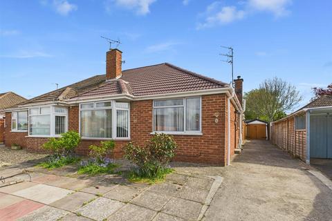 Oxstalls Drive, Longlevens, Gloucester 4 bed semi