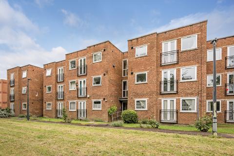 Crown Walk, Wembley HA9 2 bed flat for sale