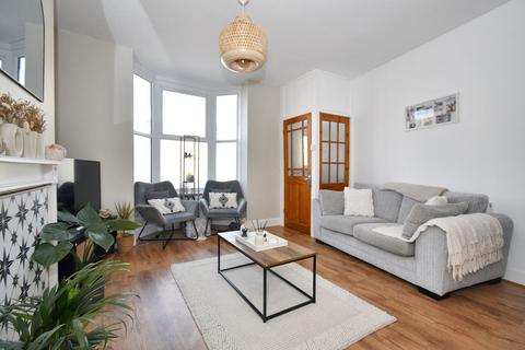 Boundary Road, Ramsgate CT11 2 bed terraced house for sale