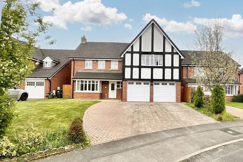Chater Drive, Nantwich, CW5 5 bed detached house for sale