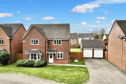 Hollingworth Close, Yarnfield, ST15 4 bed detached house for sale