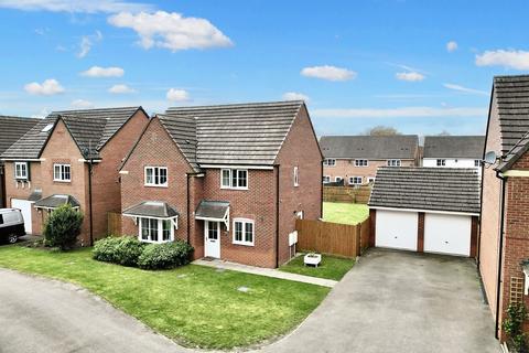 Hollingworth Close, Yarnfield, ST15 4 bed detached house for sale