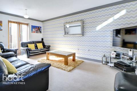 Kelling Way, Broughton 4 bed semi