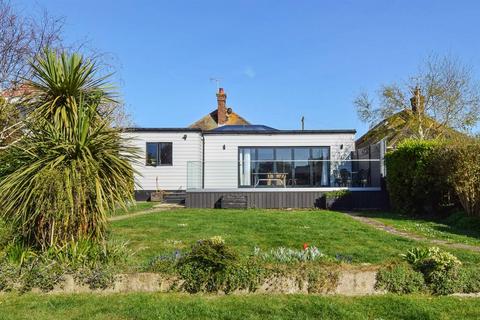 Edmanson Avenue, Westbrook, Margate 4 bed detached bungalow for sale