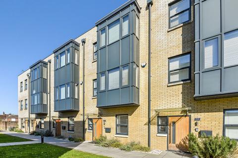 WYKEHAM PLACE, FAREHAM 4 bed house for sale