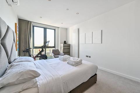 Centric Close, Camden Town, London, NW1 2 bed flat for sale