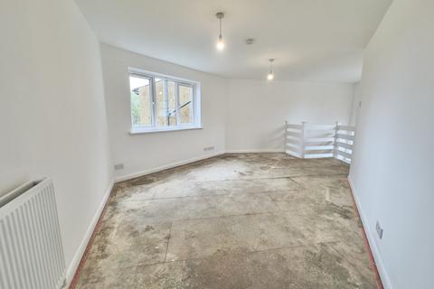 Studio flat for sale