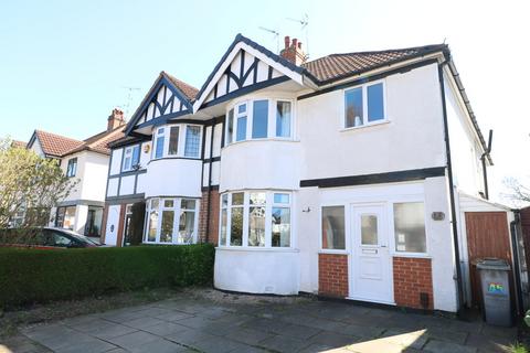 Sandy Hill Road, Solihull B90 3 bed semi