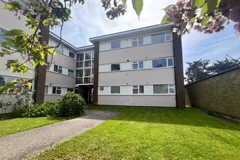 Walmer Seafront 2 bed apartment for sale