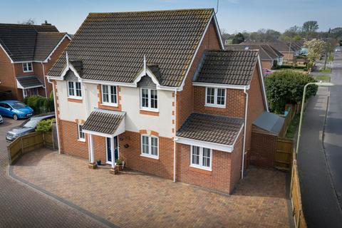 Hawkers Close, Southampton, SO40 5 bed detached house for sale