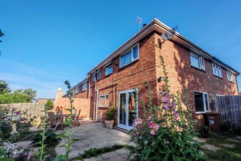 The Close, Eckington 3 bed terraced house for sale