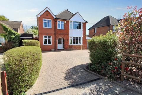 Watchet Lane, Holmer Green HP15 4 bed detached house for sale