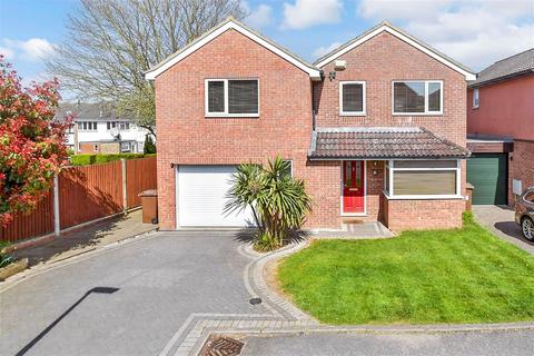 Estelle Close, Rochester, Kent 5 bed link detached house for sale