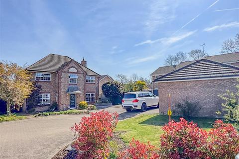 Henderson Close, Haverhill 4 bed detached house for sale