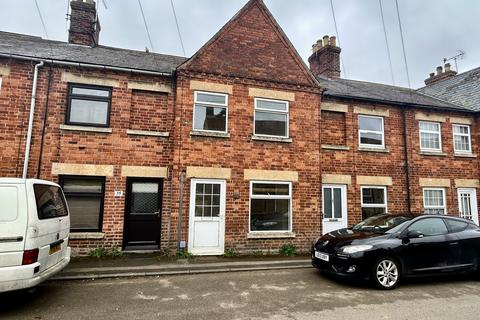 High Street, Corby Glen, NG33 2 bed terraced house for sale