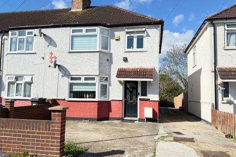WAYE AVE, Hounslow 3 bed end of terrace house for sale