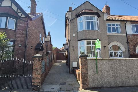 Maude Street, Darlington, Durham, DL3 4 bed semi
