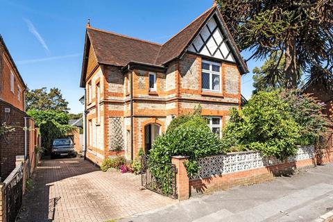 Forest Road, Berkshire RG45 4 bed detached house for sale