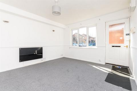 Damigos Road, Gravesend DA12 1 bed ground floor maisonette for sale
