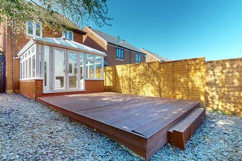 Crosby court, Crownhill, Milton keynes 3 bed link detached house for sale