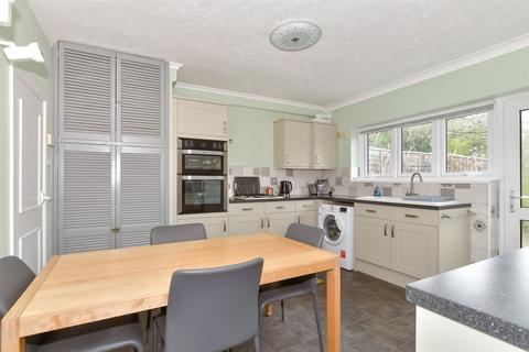 Brantwood Road, Bexleyheath DA7 3 bed semi