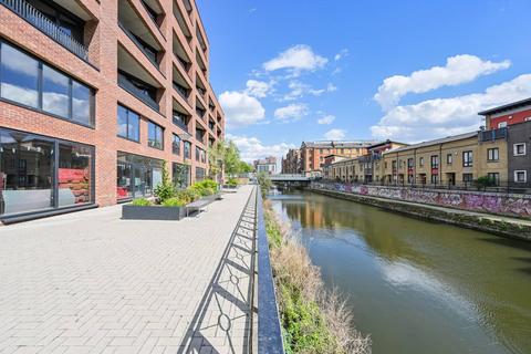 The Exchange, London E3 2 bed flat for sale