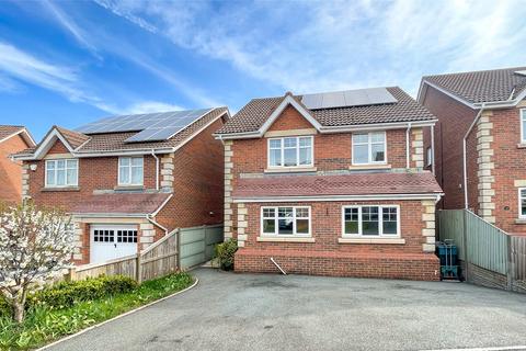Copa'r Bryn, Llysfaen, Colwyn Bay... 3 bed detached house for sale