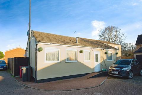 Goldsworthy Way, Slough SL1 2 bed detached bungalow for sale