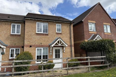 Butterfly Gardens, Swadlincote DE11 3 bed end of terrace house for sale