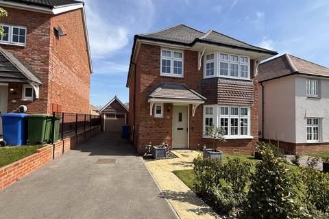 Cornfield Close, Sittingbourne, Kent... 3 bed detached house for sale