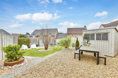 Elliot Way, Deal CT14 4 bed semi